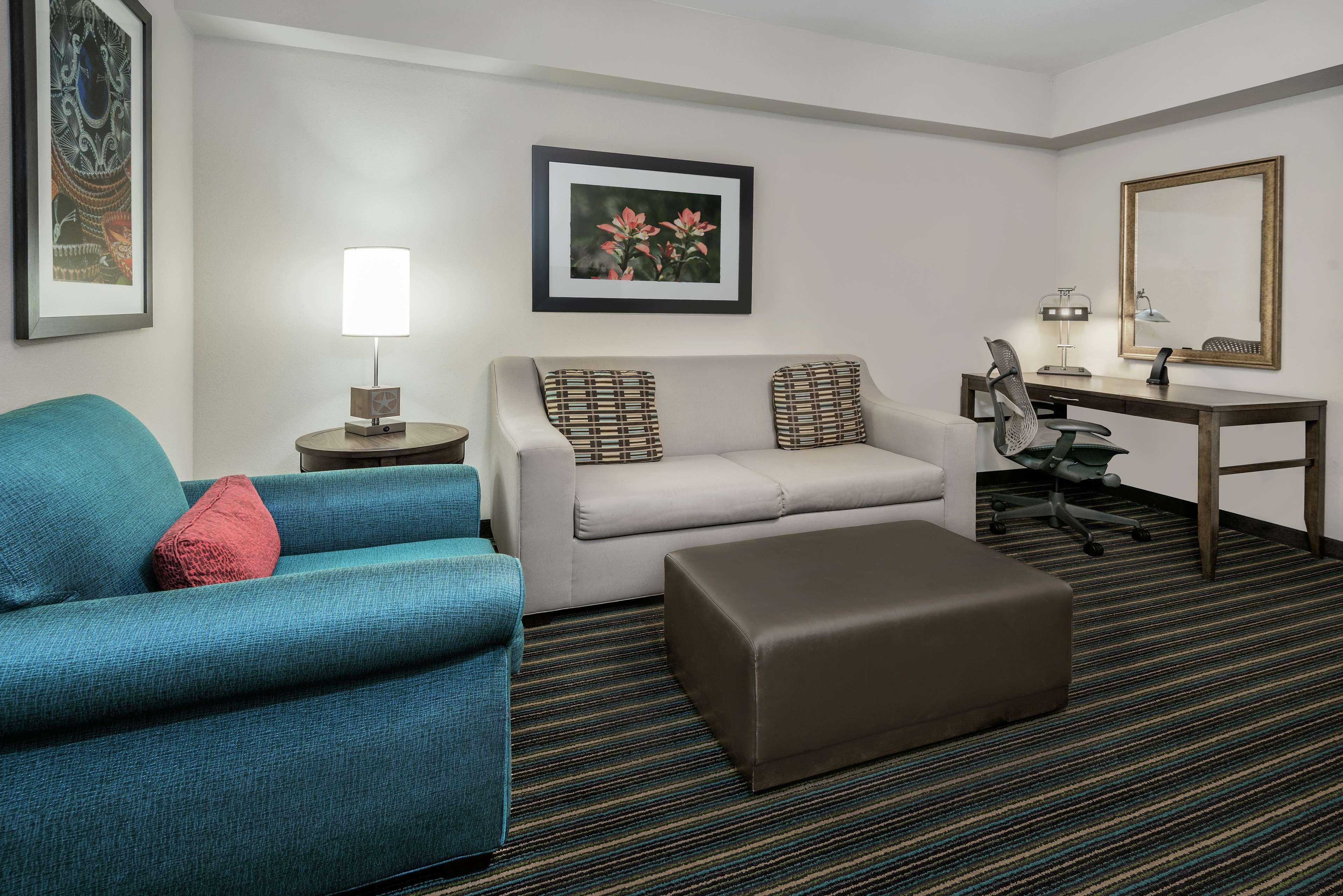 Hilton Garden Inn San Antonio/Rim Pass Drive Kültér fotó