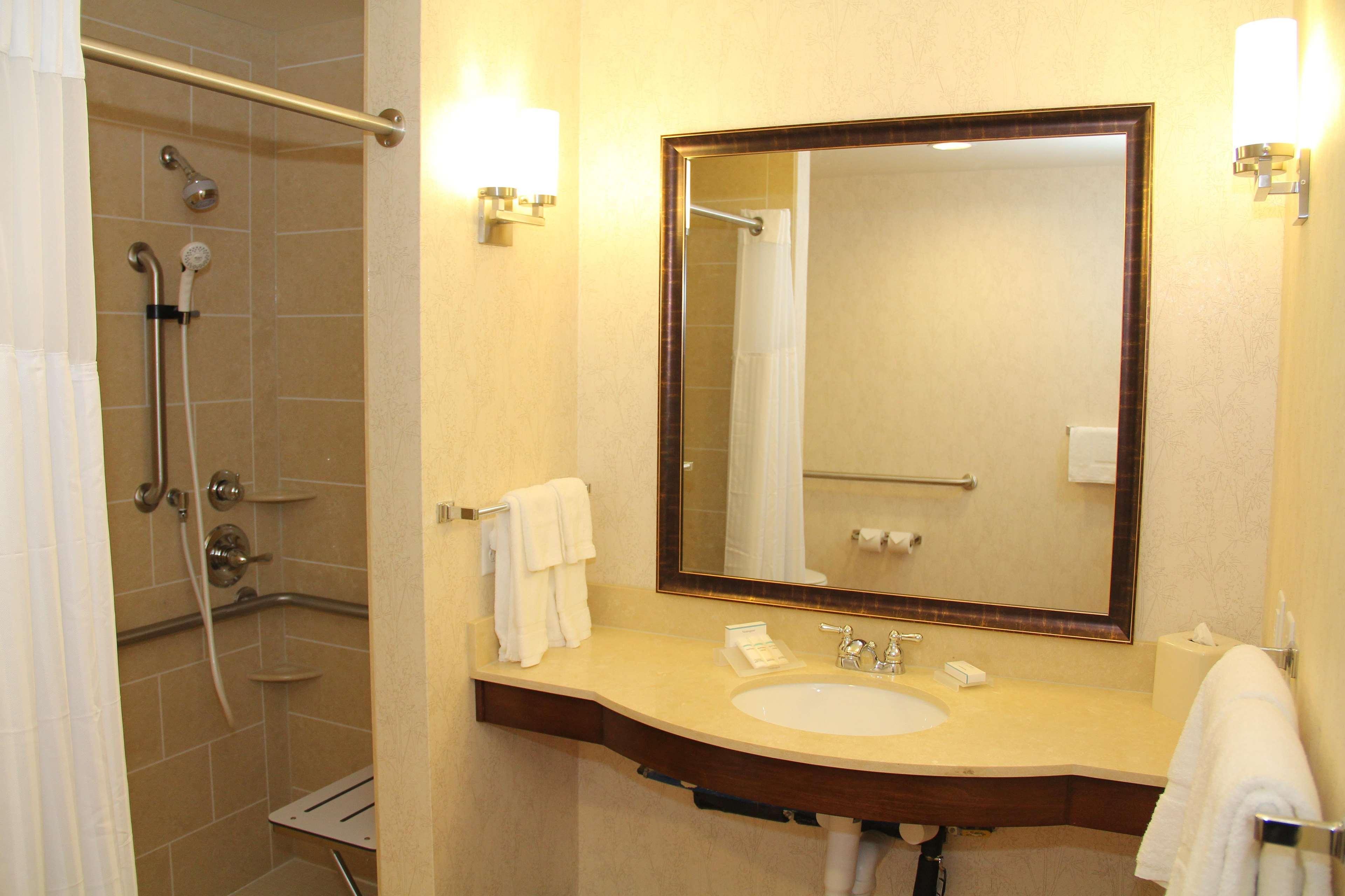 Hilton Garden Inn San Antonio/Rim Pass Drive Kültér fotó