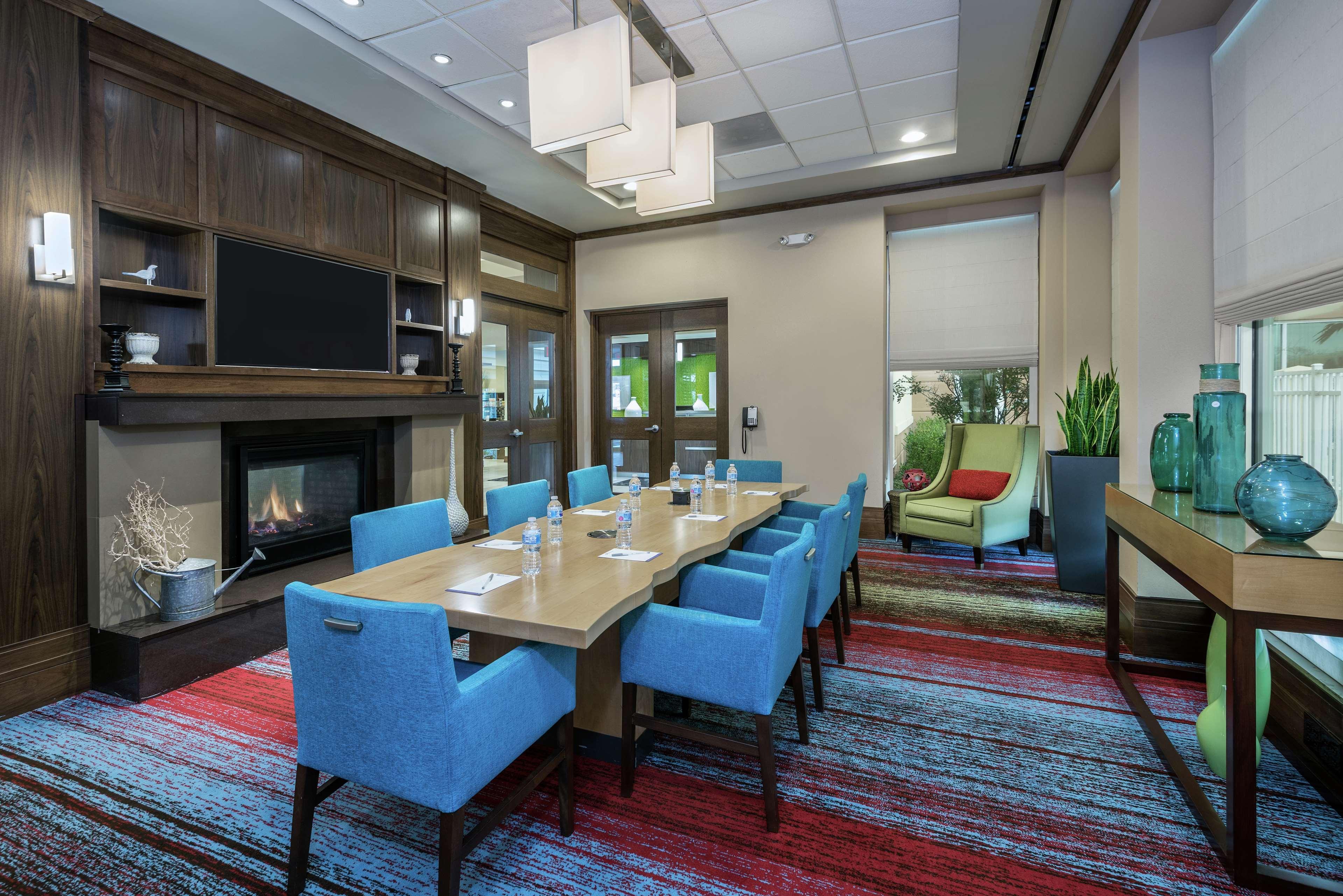 Hilton Garden Inn San Antonio/Rim Pass Drive Kültér fotó