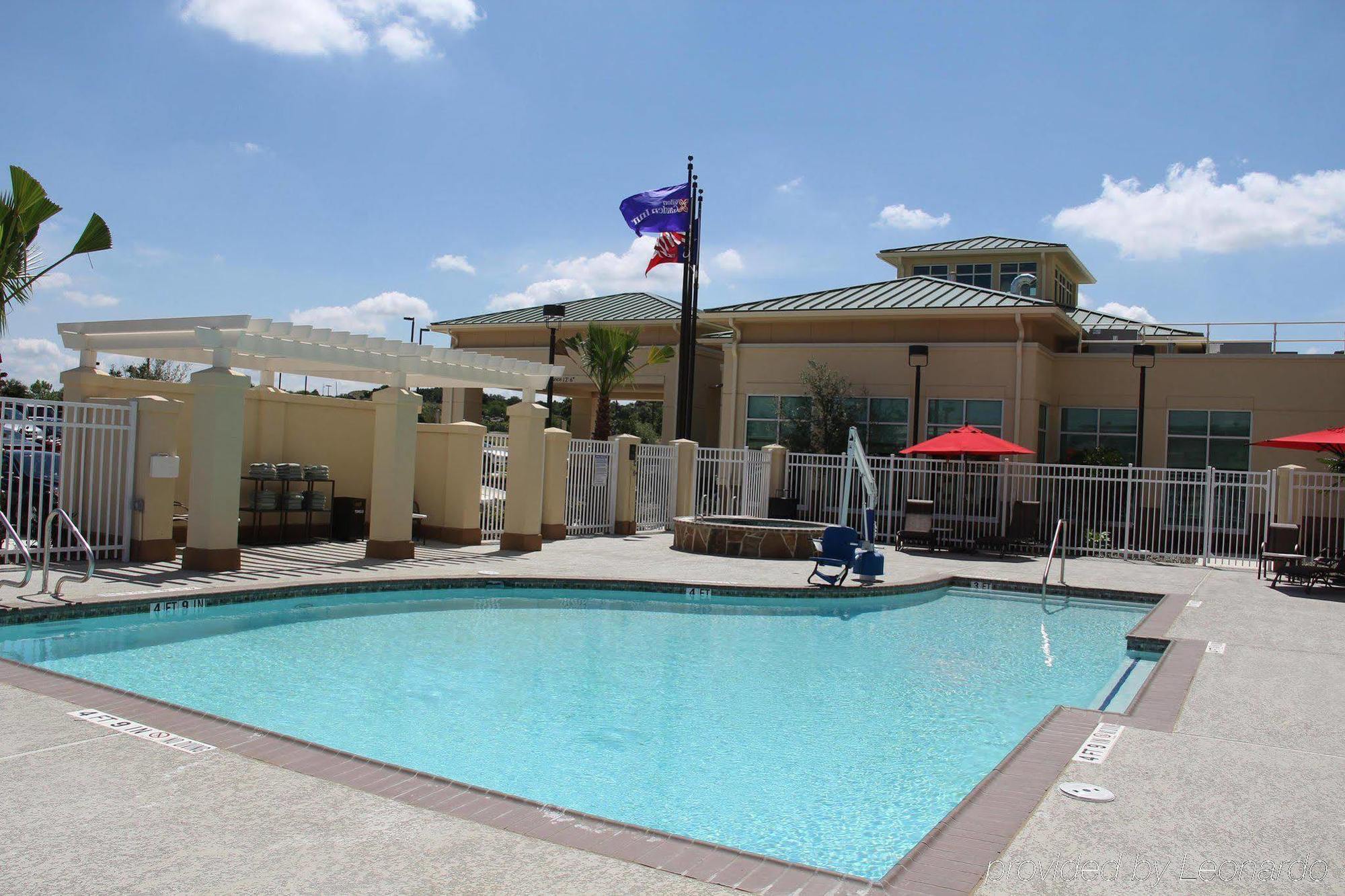 Hilton Garden Inn San Antonio/Rim Pass Drive Kültér fotó